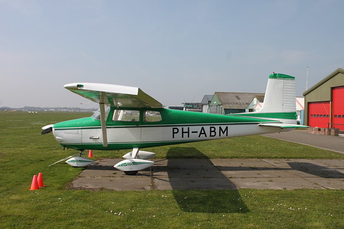 Cessna 172 PH-ABM Midden Zeeland 10/04/15