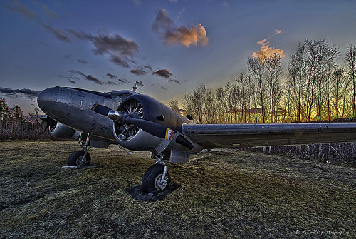 sunset canada museum newfoundland airplane aircraft aviation beechcraft hdr gander
