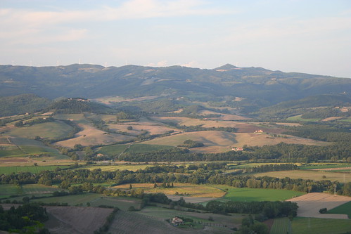 italien sky italy mountain green landscape view himmel berge tuscany aussicht grassland landschaft eos350d toskana