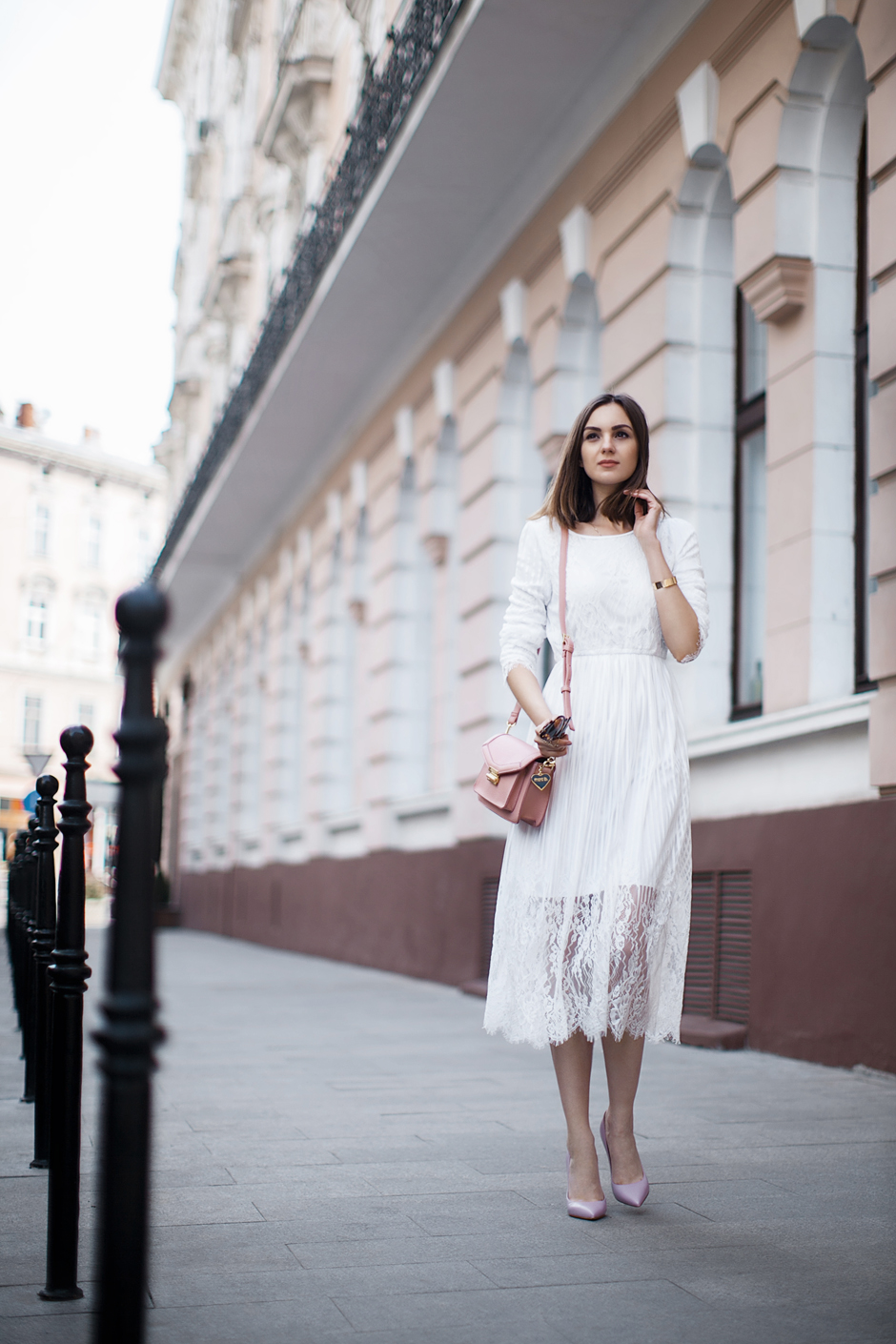 white lace dress outfit