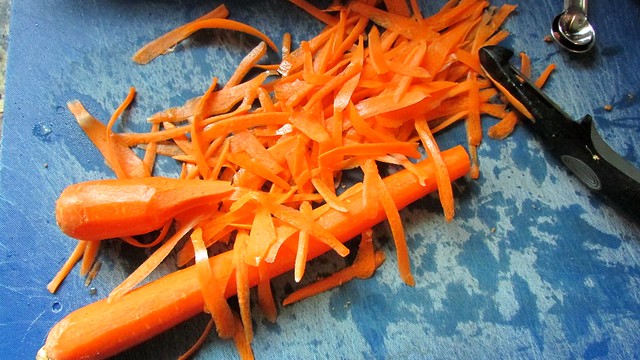 Carrot, Orange, Dried Apricots & Pistachios Plus Salad Love Review