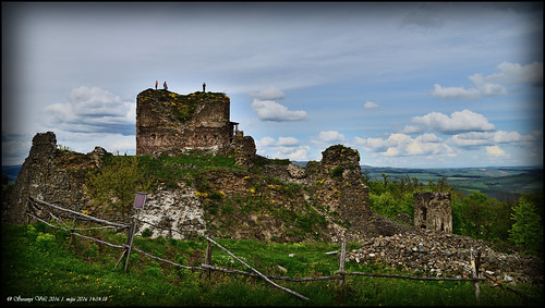 castle ruins slovakia