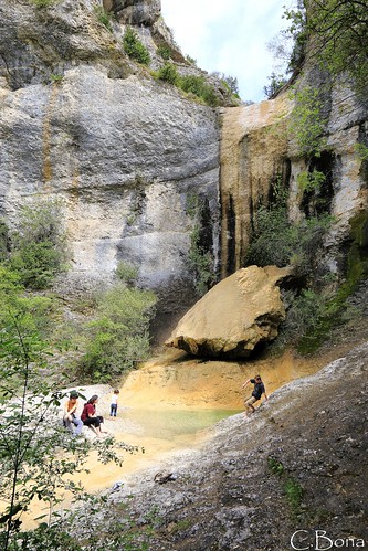 cascade ardèche rhônealpes rochecolombe