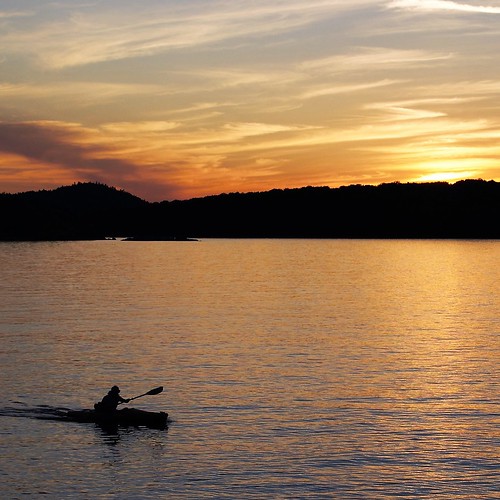 kayaker marquette michigan lakesuperior sunset