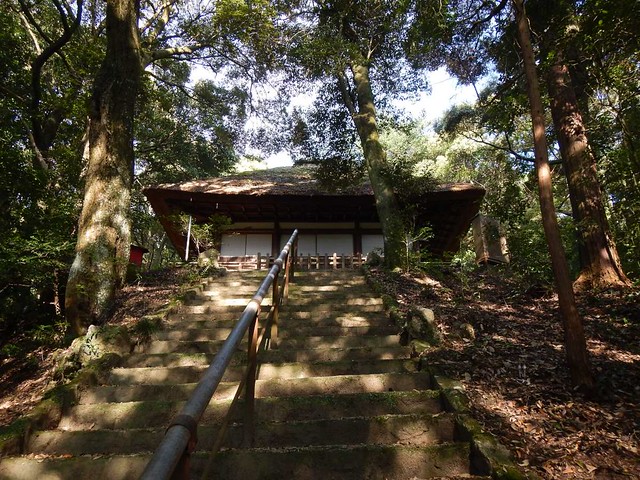 白山神社拝殿