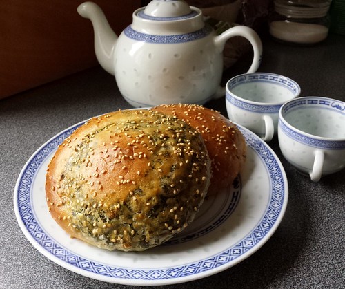 Easy Sesame & Chive Bun