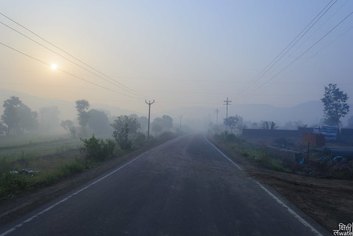 road morning sun india sunrise foggy wires pune 2015