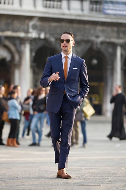 New-Years-Eve-Style-Fashion-Blogger-Street-Style-Menswear-Blue-Suit-600x900