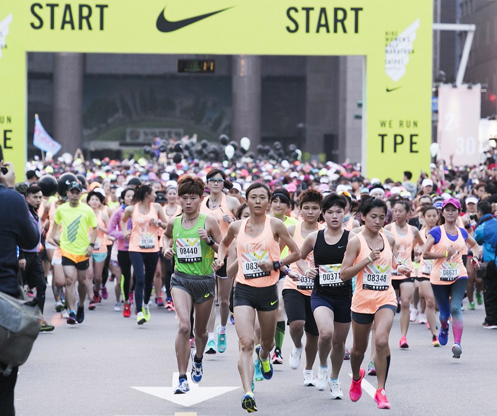 謝千鶴陳雅芬Selina王麗雅歐陽靖帶領18,000位女跑者挑戰自我 只為更讚