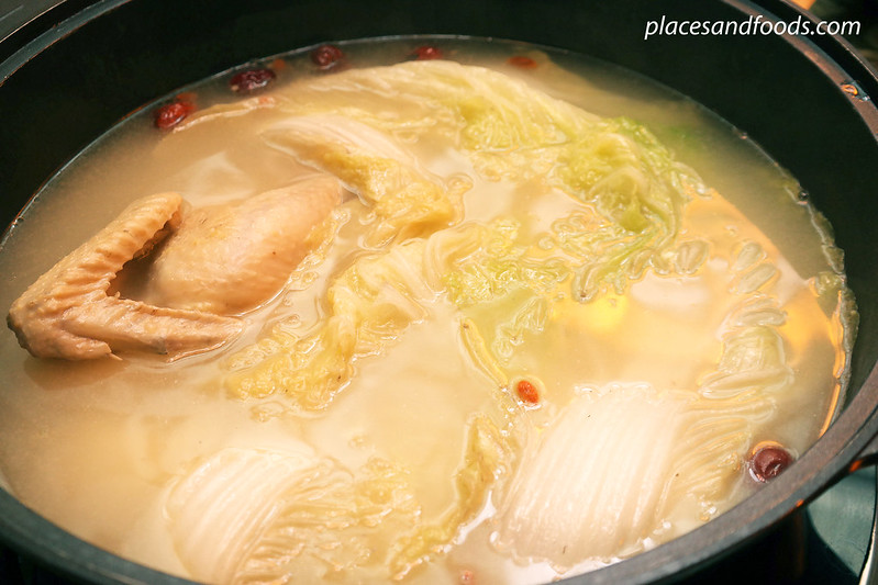 ye zi concept steamboat chicken cabbage broth