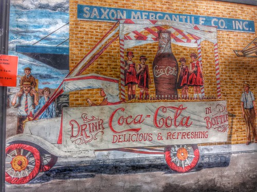 texas angelinacounty lufkin us59 us69 outsideart cocacola coke mural ad advertisement sign