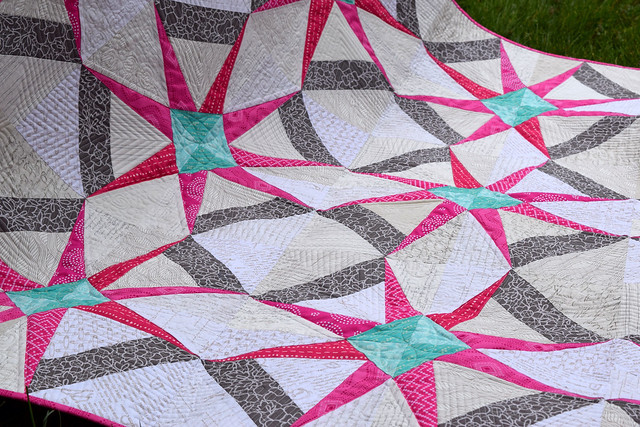 Lover's Knot Quilt