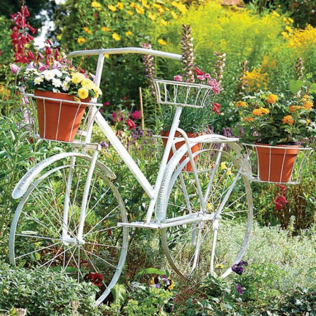 12 Old Bicycles For Smart Garden Decoration