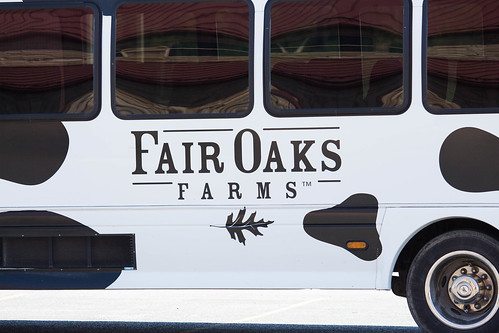 bus sign truck farm may indiana fair shuttle oaks 2016