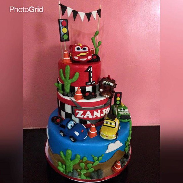 Cars Themed Cake by Aj's Tooth de Cake