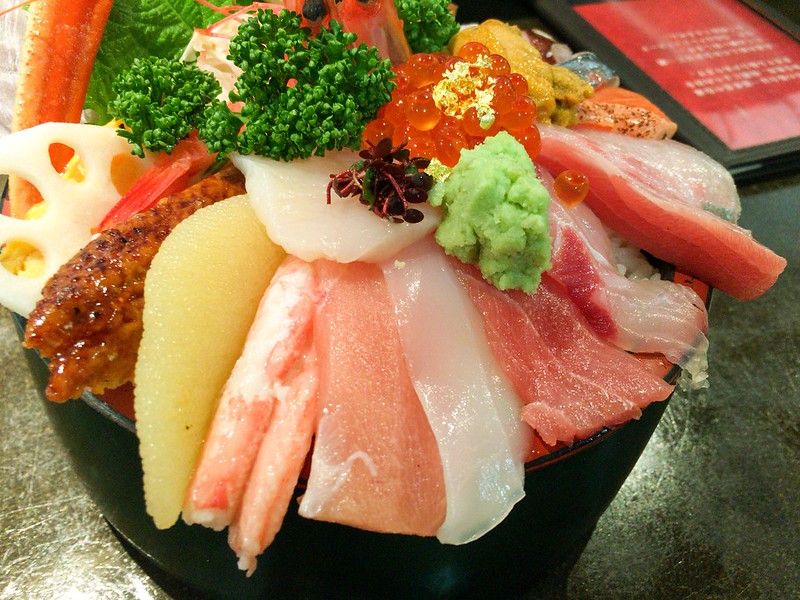 山さん海鮮丼4