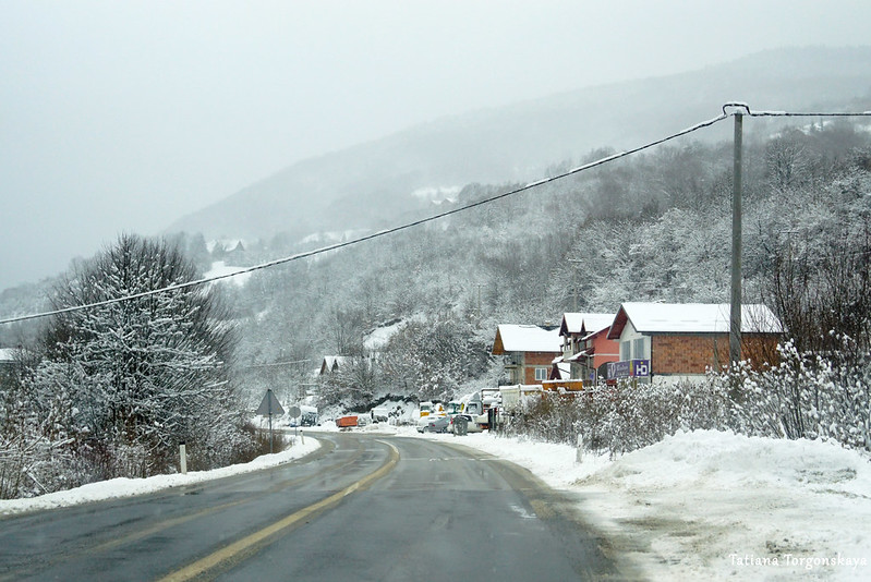 Зимний пейзаж с дороги Зворник - Сараево