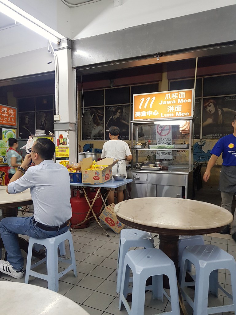 @ 111美食中心 Restoran One One One Bee Fatt at PJ Damansara Uptown