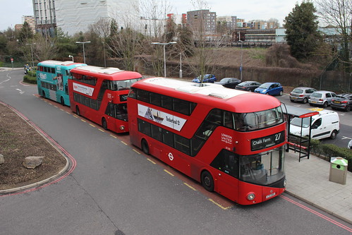 London United LT155, LT167, LT170 on Route 27, Chiswick Business Park