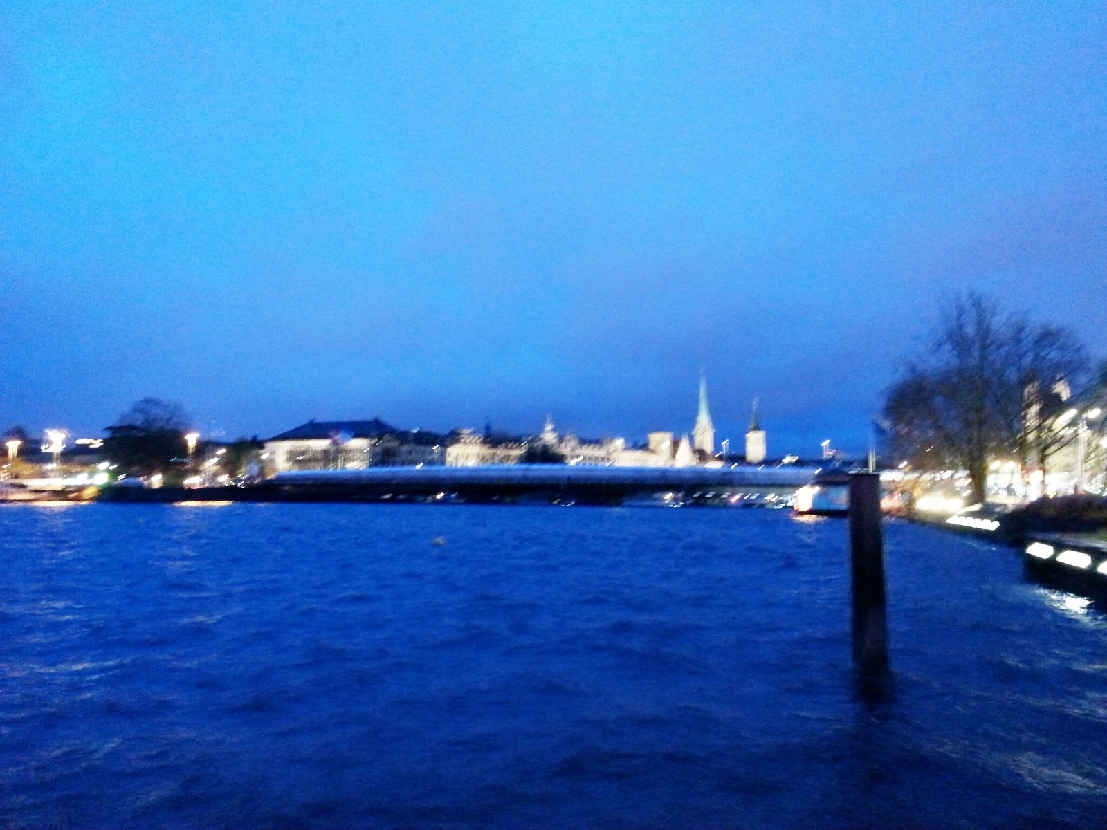 16-01-31 Zurich in the evening.