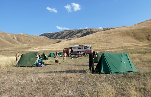 asia kyrgyzstan toktogul lake mountain sky cloud camping landscape dana iwachow dragoman overland silk road trip august 2019 narya river