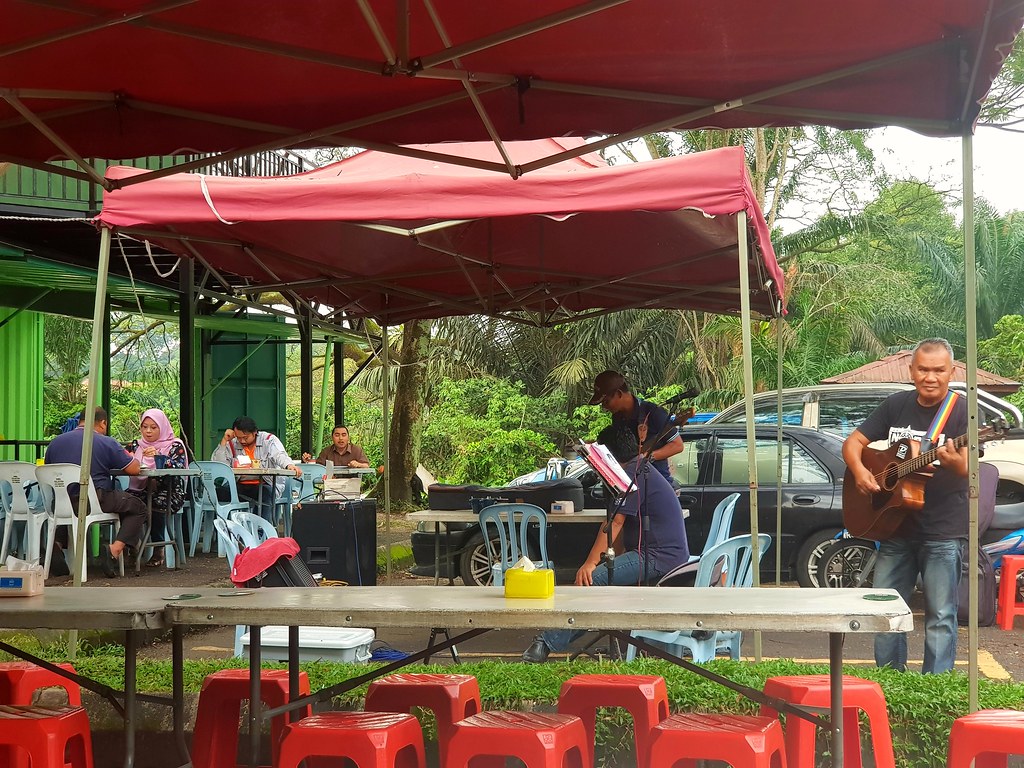 Malay Live Band @ Tanglin Food Court at KL Botanical Gardens