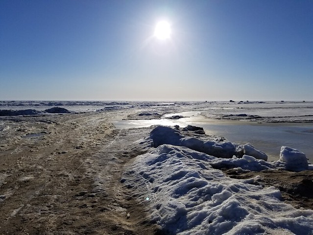 20190325.beach.lake.ice.fishing.shacks