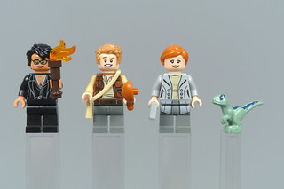 Review: 5005255 Jurassic World Minifigure Collection
