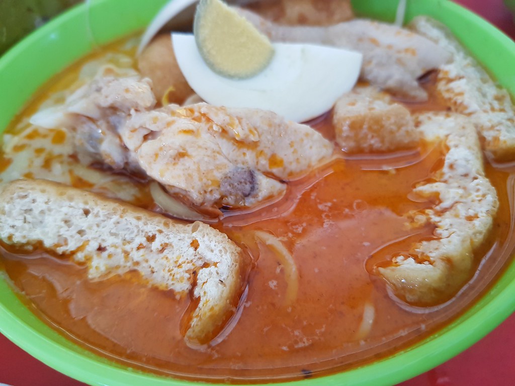 咖喱面 Curry Mee rm$6 @ 肥佬泉咖喱面 Fatman Curry Mee, Medan Selera Taman Eng Ann in Klang