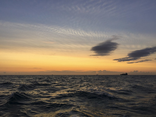 travel nature blogger sailing north sea boat english channel white cliffs dover uk