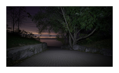 toronto distance lake ontario night evening voigtlander heliar 15mm wideangle lens japan zeiss