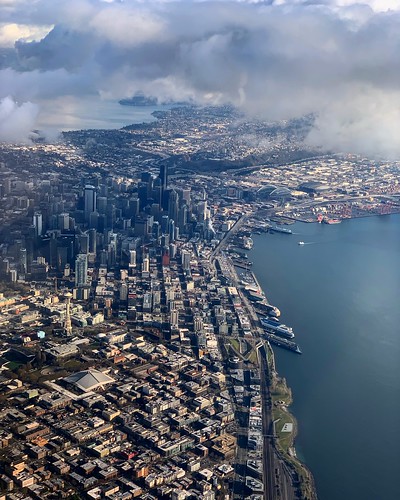 seattle downtownseattle pnw pacificnorthwest downtown cityscape flying washingtonstate