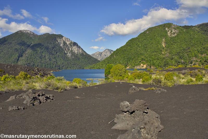 Araucanía I: Por los volcanes, lagos y araucarias de Malalcahuello, Conguillío y - Por el sur del mundo. CHILE (13)