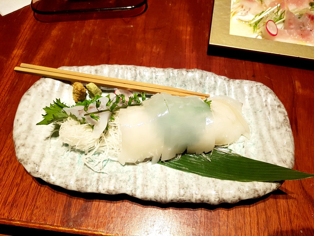 Tintenfisch als Sashimi ist ebenfalls sehr lecker