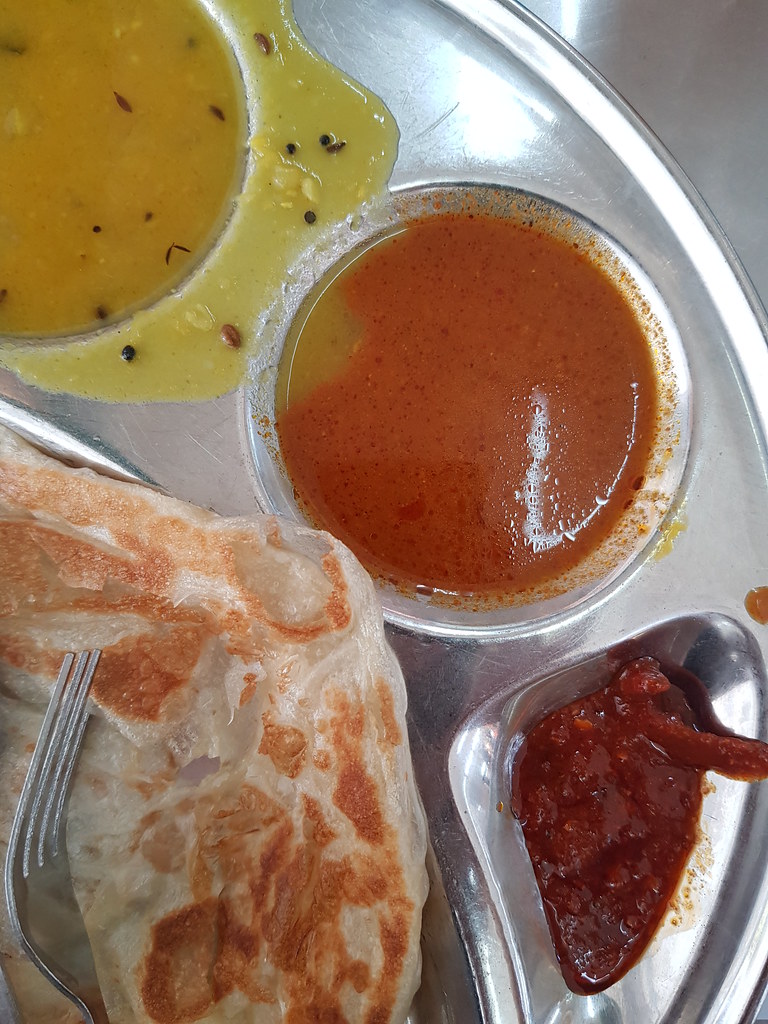 印度煎饼 Roti Kosong rm$1.50 & 印度奶茶 Teh Tarik rm$1.90 @ Restoran Sri Melur Jaya USJ17