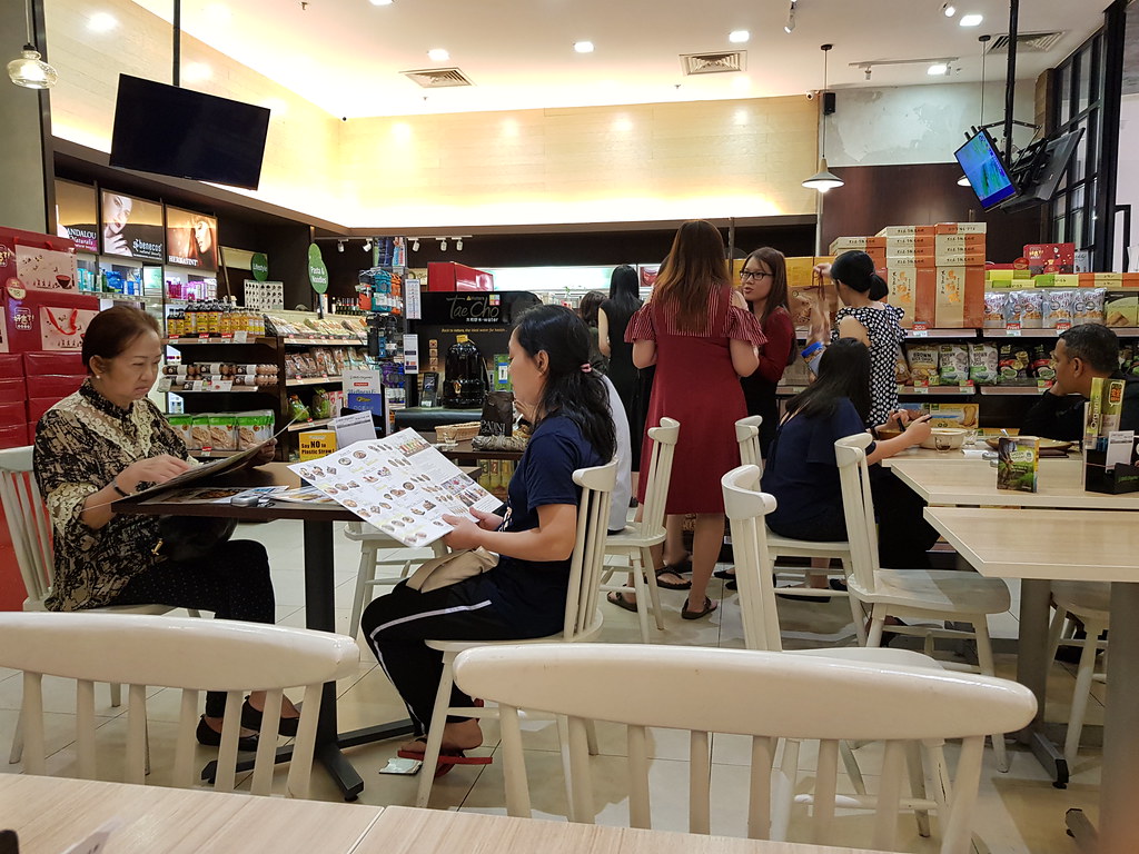 @ BMS Organics PJ Starling Mall, Damansara Uprown