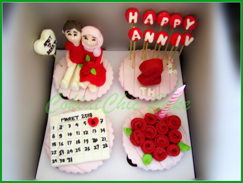 Cupcake Set Anniversary