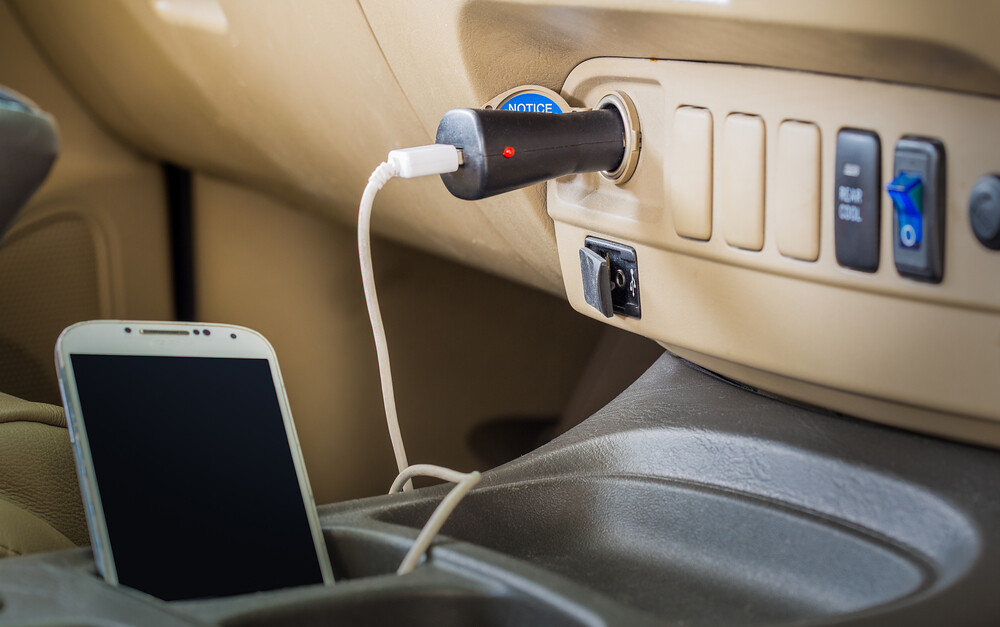 Buy USB-car mobile charger online