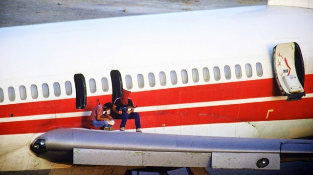 1214 Russian Tupolev-154 Flight Hijacked and Landed to Madinah, Saudi Arabia