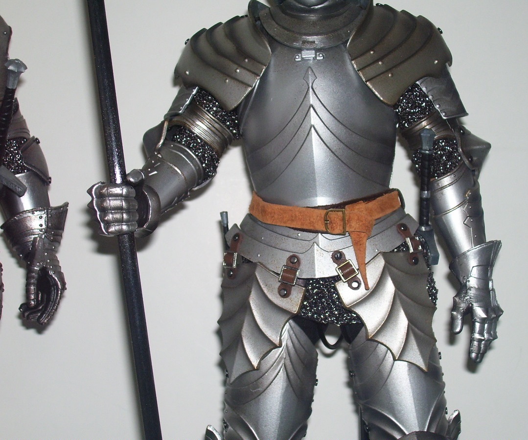 COOMODEL 1/6 Empire Series - (New Lightweight Metal) Milanese Knight - Page 3 46116378205_427aec8736_o