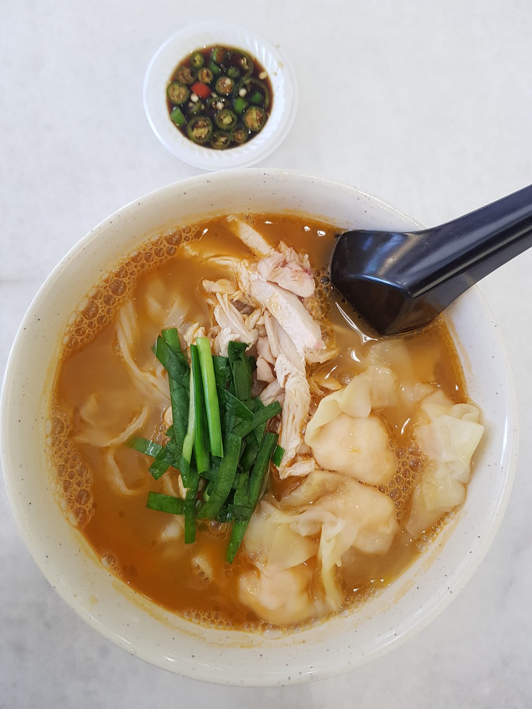 怡保鲜虾云吞鸡丝河粉 Ipoh Prawn Wanton & Shredded Chicken Hor Fun Soup rm$9.50 @ Chong Kok Kopitiam Heritage 中国酒店 USJ1