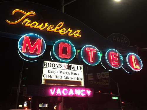neon neonsign sign elko elkonevada nevada motel historic roadside vacancy travelers traveler