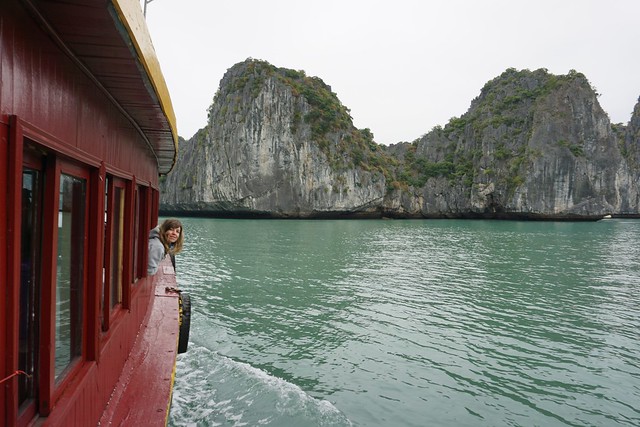 Navegando por Lan Ha y Halong, la bahía de los gigantes de piedra - VIETNAM, TIERRA DE DRAGONES (9)