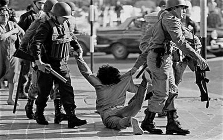 Violência na ditadura. Foto: Daniel Garcia/AFP
