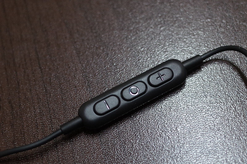 SHURE BLUETOOTH REMOTE+MIC CABLEリモコン