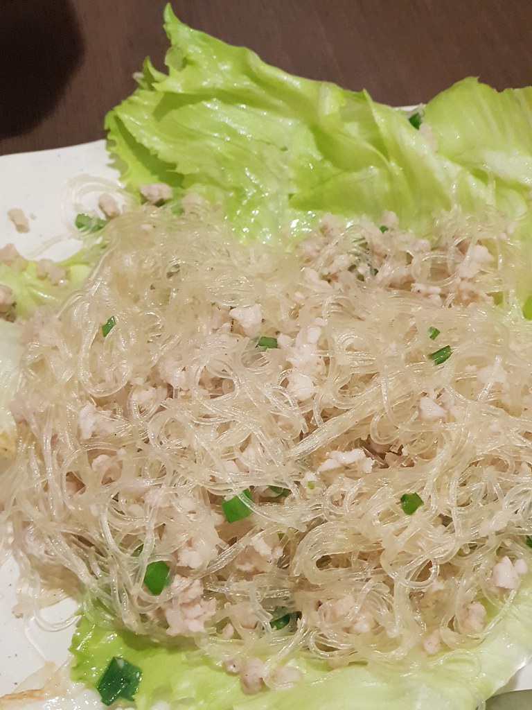 肉碎炒东粉 Glass Noodle rm$24 @ Esquire Kitchen (大人餐廳) Subang Parade