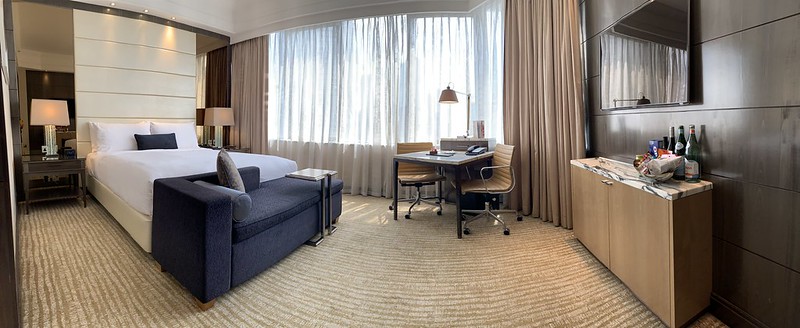 Singapore Marriott Tang Plaza Hotel - Premium Deluxe Room