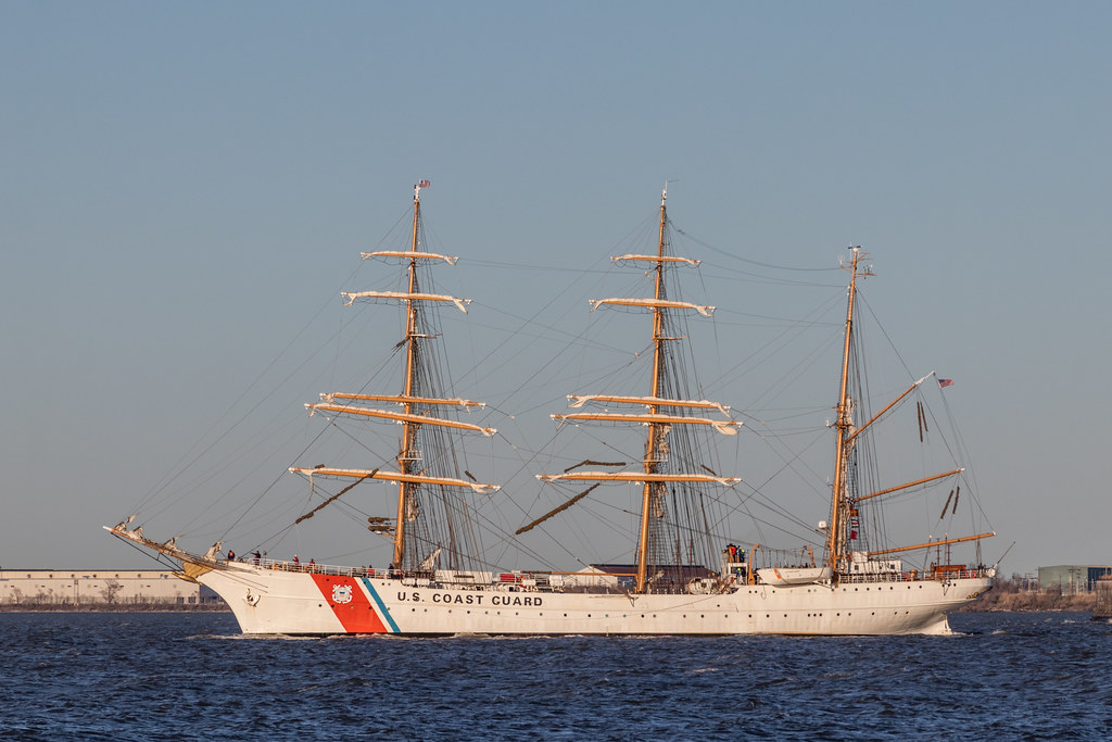 3316-1 Coast Guard Barque Eagle