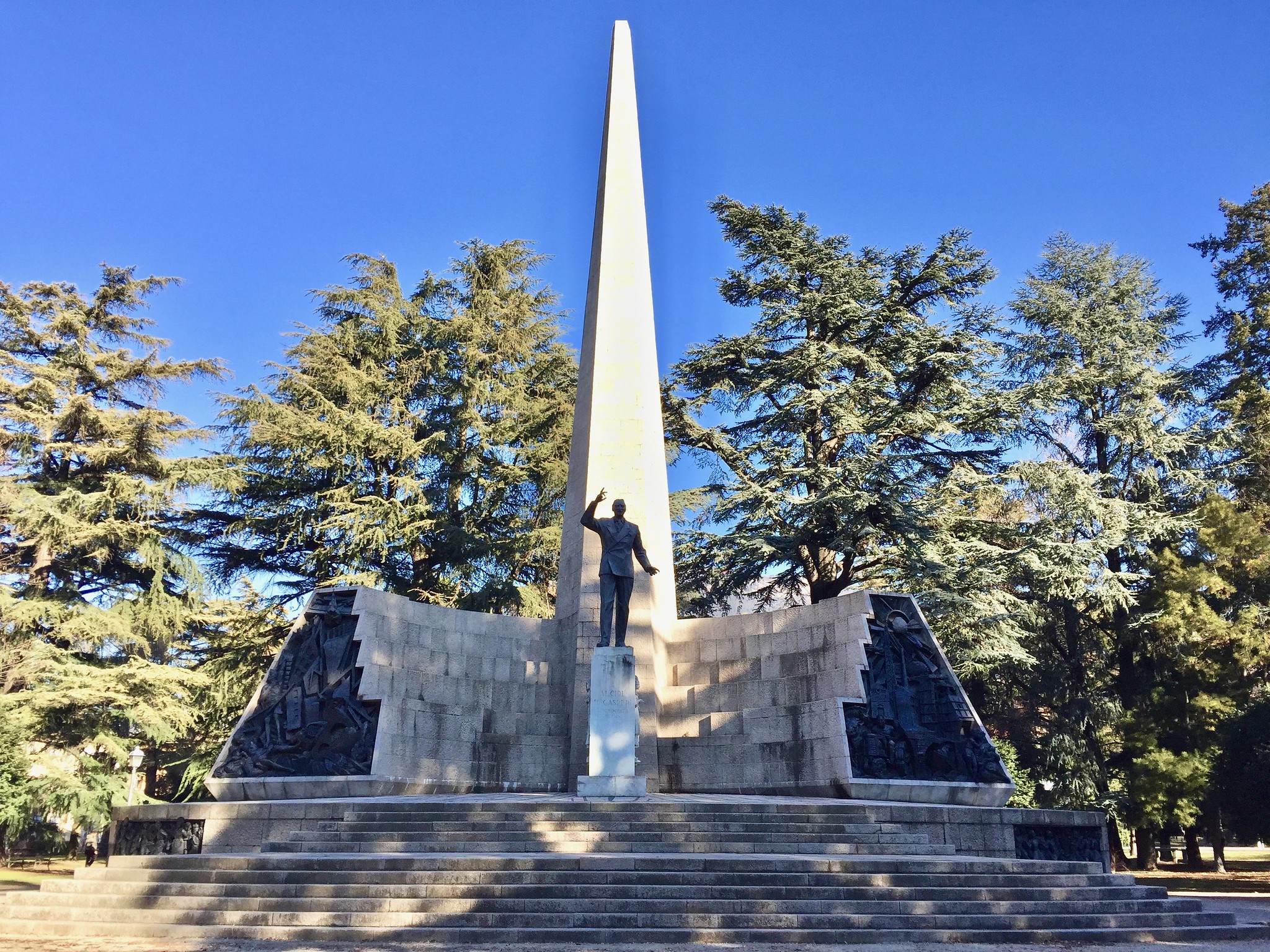 Itinerario di Trento - Monumento in Parco Venezia
