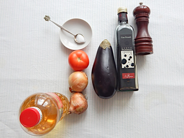 Икра из баклажанов по рецепту из Книги о вкусной и здоровой пище | HoroshoGromko.ru